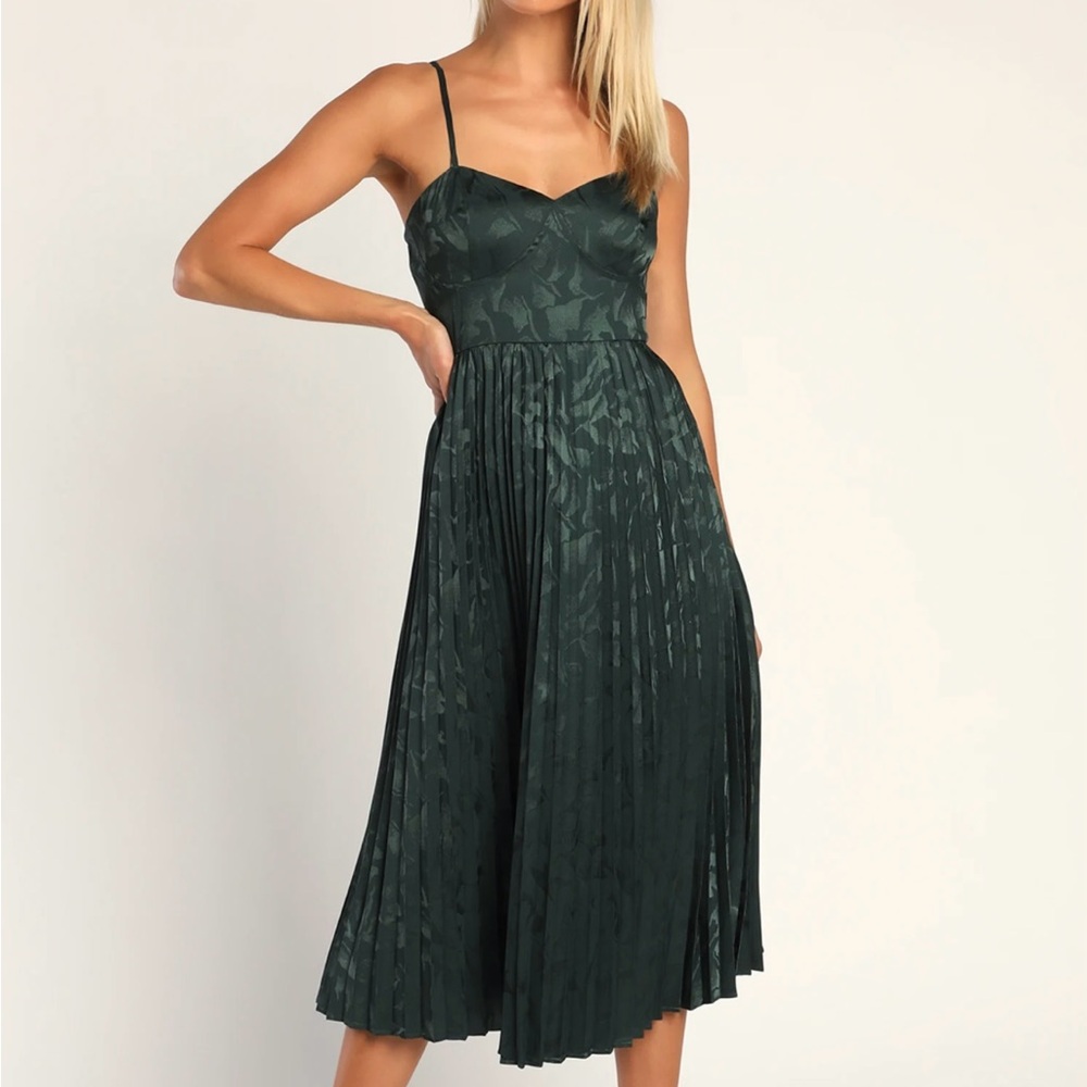 Chic Sensibility Dark Green Satin Jacquard Pleated Midi Dress